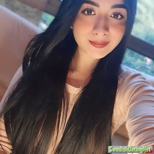 Isabella277, 19960216, California City, California, United States